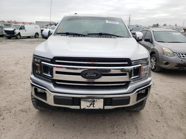 1FTEW1EB1JFD17255 - 2018 FORD F150 SUPERCREW SILVER photo 5