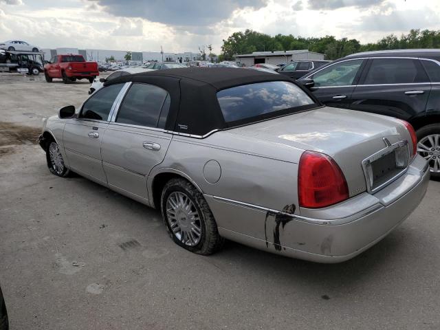 2LNHM82V18X652262 - 2008 LINCOLN TOWN CAR SIGNATURE LIMITED SILVER photo 2