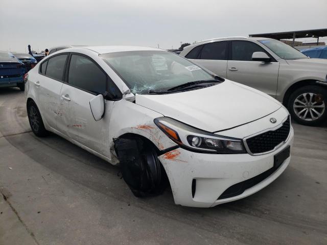 3KPFL4A76HE151089 - 2017 KIA FORTE LX WHITE photo 4