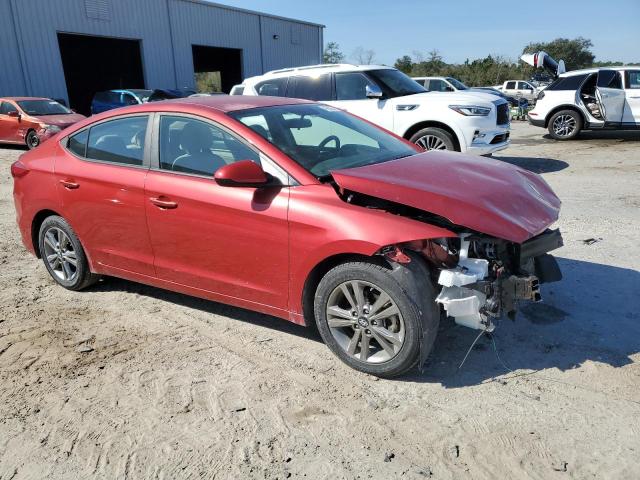 5NPD84LF9HH140869 - 2017 HYUNDAI ELANTRA SE RED photo 4