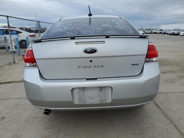 1FAHP36N69W200321 - 2009 FORD FOCUS SES SILVER photo 6