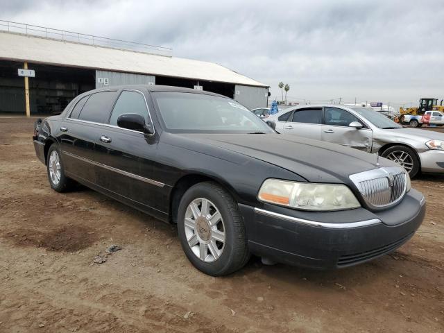 2LNBL8EV3AX751174 - 2010 LINCOLN TOWN CAR EXECUTIVE L BLACK photo 4