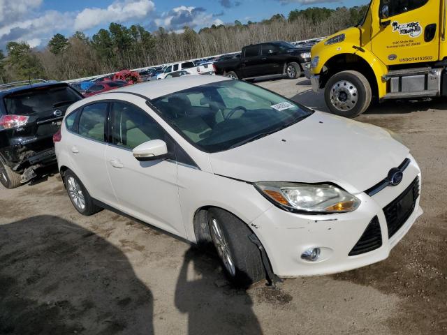 1FAHP3M29CL422269 - 2012 FORD FOCUS SEL WHITE photo 4