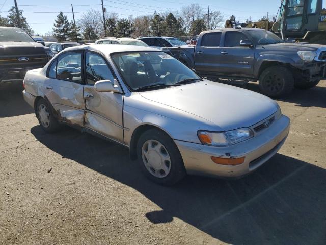 1NXBB02E9VZ585040 - 1997 TOYOTA COROLLA DX GOLD photo 4