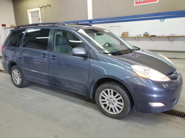 5TDBK22C97S000608 - 2007 TOYOTA SIENNA XLE BLUE photo 4