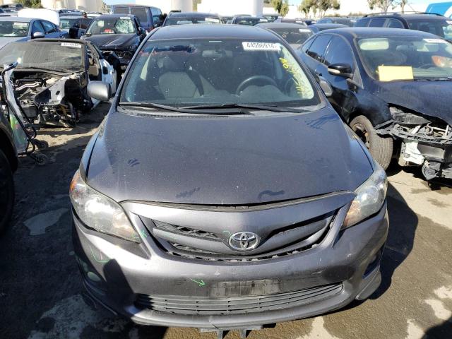 5YFBU4EE0DP080016 - 2013 TOYOTA COROLLA BASE GRAY photo 5