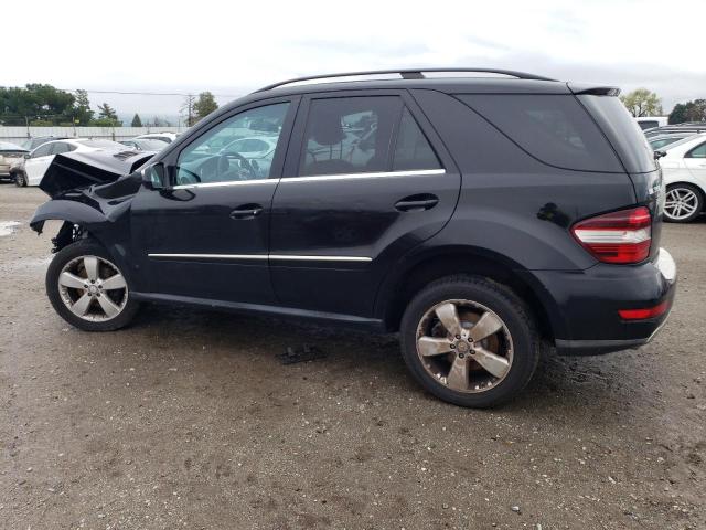 4JGBB8GB9AA590344 - 2010 MERCEDES-BENZ ML 350 4MATIC BLACK photo 2