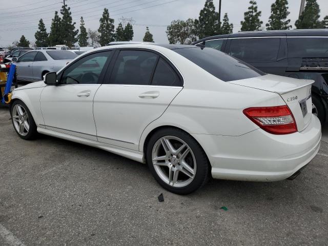 WDDGF56X88F152430 - 2008 MERCEDES-BENZ C 350 WHITE photo 2