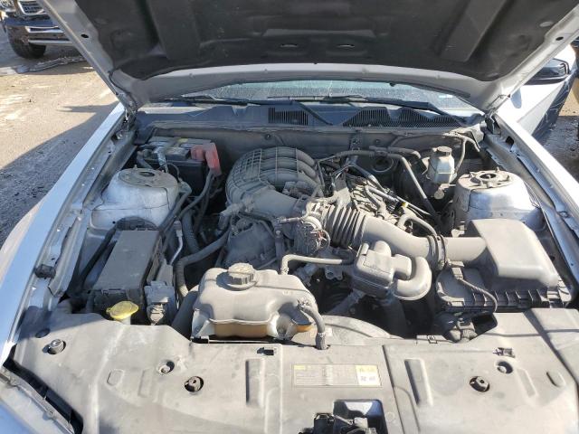 1ZVBP8AM1E5229220 - 2014 FORD MUSTANG SILVER photo 11