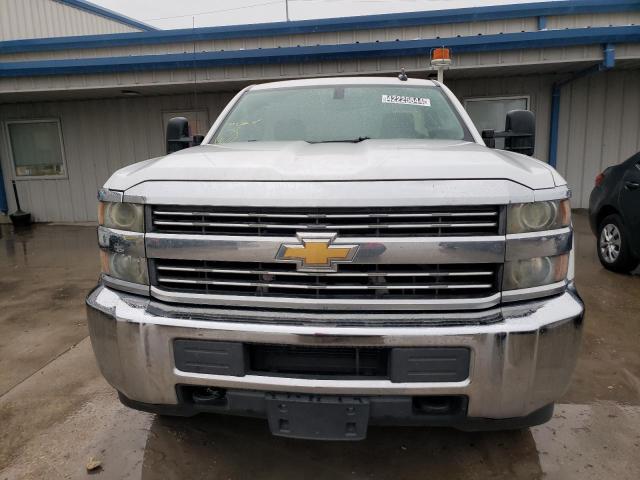 1GB3CYCG2FZ531026 - 2015 CHEVROLET SILVERADO C3500 WHITE photo 5