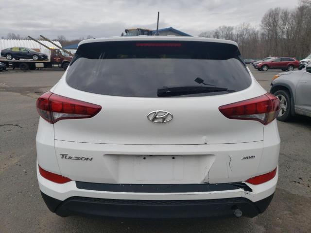 KM8J2CA46JU702847 - 2018 HYUNDAI TUCSON SE WHITE photo 6