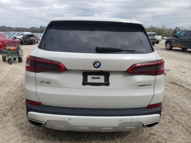 5UXCR6C56KLL25832 - 2019 BMW X5 XDRIVE40I WHITE photo 6