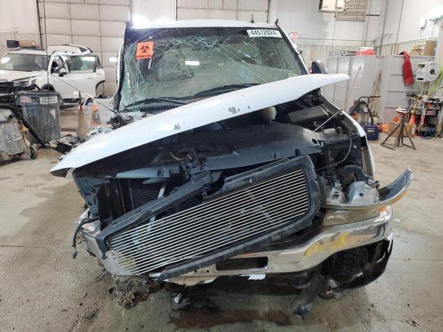 2GTEK13T661250139 - 2006 GMC NEW SIERRA K1500 WHITE photo 5