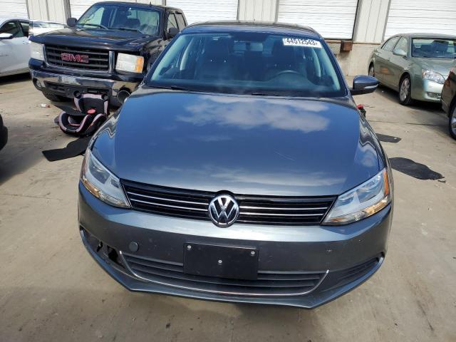 3VWLL7AJXDM372272 - 2013 VOLKSWAGEN JETTA TDI GRAY photo 5