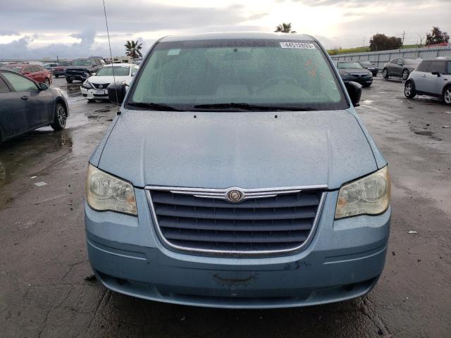 2A8HR44H68R136742 - 2008 CHRYSLER TOWN & COU LX SILVER photo 5