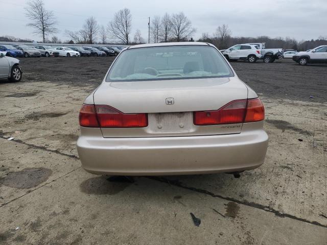 1HGCG5640YA035404 - 2000 HONDA ACCORD LX BEIGE photo 6