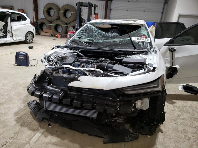 19UUB6F50NA003176 - 2022 ACURA TLX TECH A WHITE photo 5