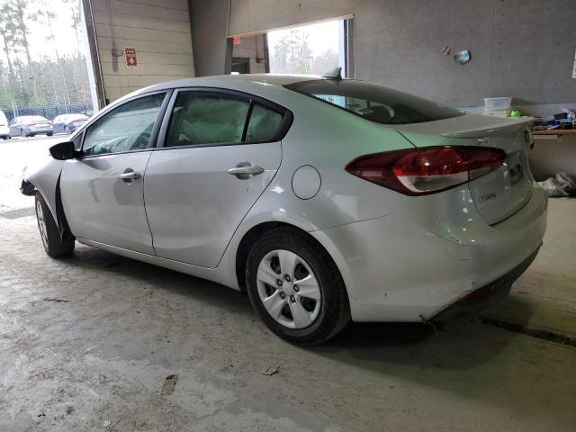 3KPFK4A75JE217799 - 2018 KIA FORTE LX SILVER photo 2