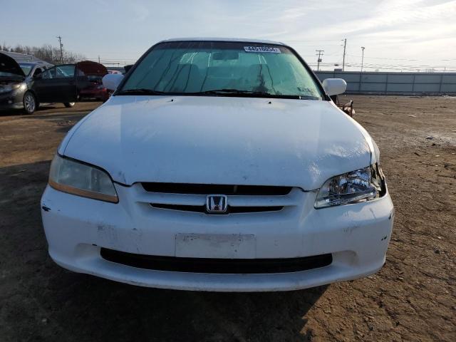 1HGCG5640WA254649 - 1998 HONDA ACCORD LX WHITE photo 5