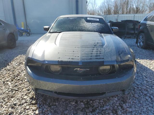 1ZVBP8CF5B5137747 - 2011 FORD MUSTANG GT GRAY photo 5