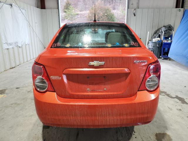 1G1JA5SH7D4200009 - 2013 CHEVROLET SONIC LS ნარინჯისფერი ფოტო 6
