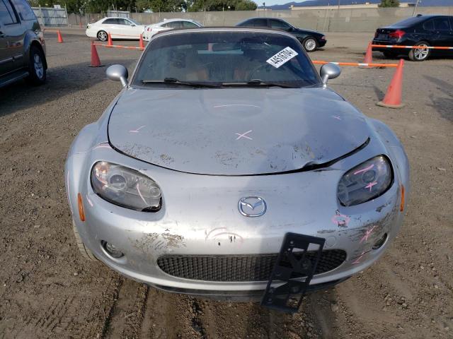 JM1NC25F760101373 - 2006 MAZDA MX-5 MIATA SILVER photo 5