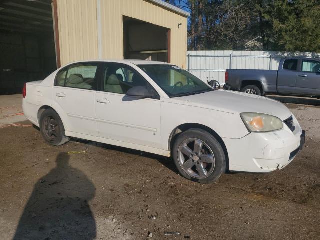 1G1ZT58NX8F109031 - 2008 CHEVROLET MALIBU LT WHITE photo 4