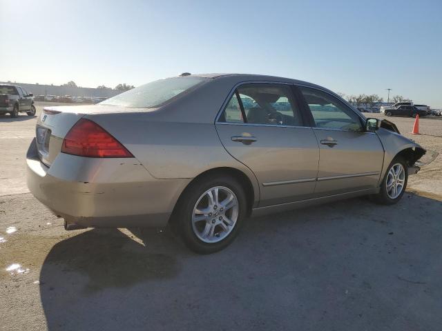 1HGCM56856A083392 - 2006 HONDA ACCORD EX GOLD photo 3