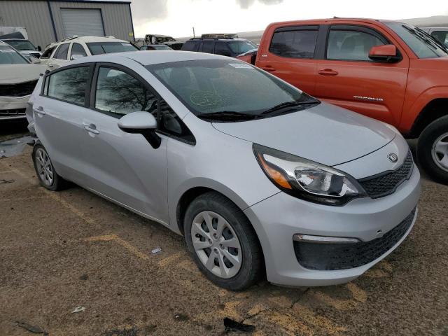 KNADM4A3XG6586474 - 2016 KIA RIO LX SILVER photo 4