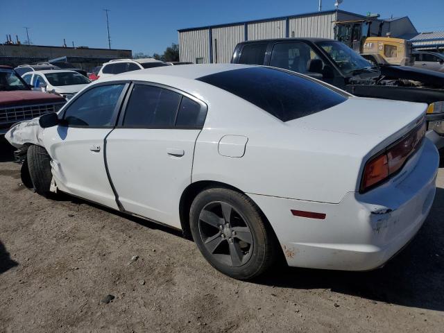 2B3CL3CG6BH607390 - 2011 DODGE CHARGER WHITE photo 2