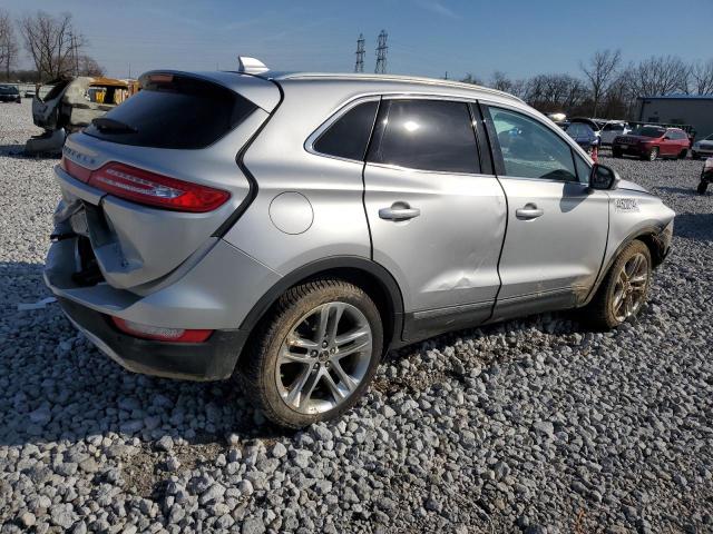 5LMCJ3D92GUJ27722 - 2016 LINCOLN MKC RESERVE SILVER photo 3