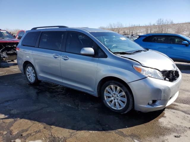 5TDDK3DC1BS017956 - 2011 TOYOTA SIENNA XLE SILVER photo 4