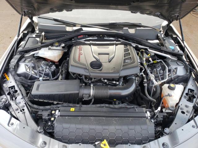 ZARFAEDN5J7567958 - 2018 ALFA ROMEO GIULIA Q4 ნაცრისფერი ფოტო 11