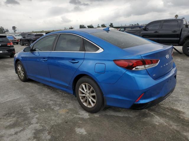 5NPE24AF5JH675311 - 2018 HYUNDAI SONATA SE BLUE photo 2