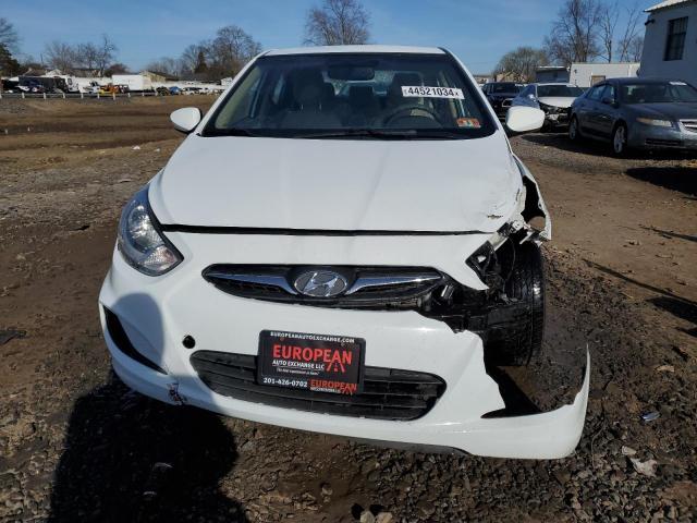 KMHCT4AE6DU398086 - 2013 HYUNDAI ACCENT GLS WHITE photo 5