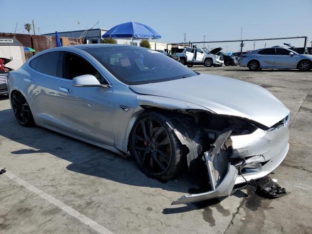 5YJSA1E40JF265835 - 2018 TESLA MODEL S SILVER photo 4