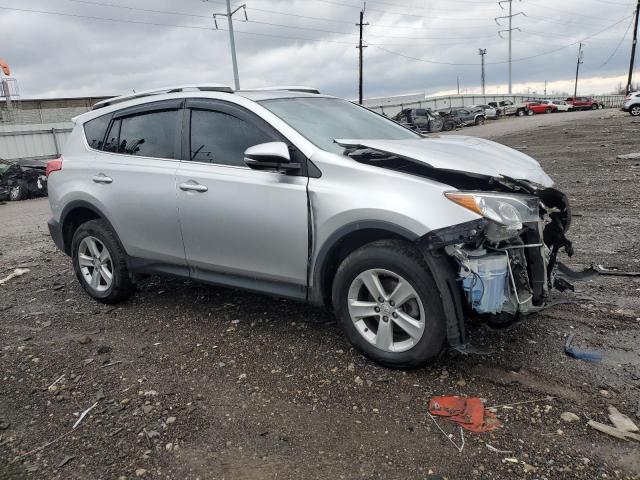 JTMRFREV3ED085527 - 2014 TOYOTA RAV4 XLE SILVER photo 4