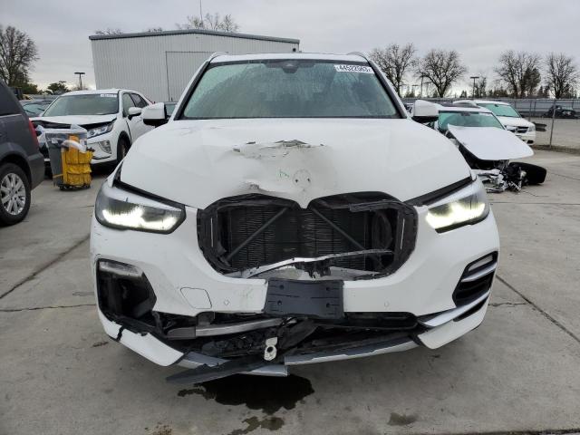 5UXCR6C5XKLL08581 - 2019 BMW X5 XDRIVE40I WHITE photo 5