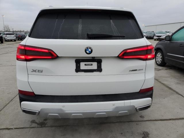 5UXCR6C5XKLL08581 - 2019 BMW X5 XDRIVE40I WHITE photo 6