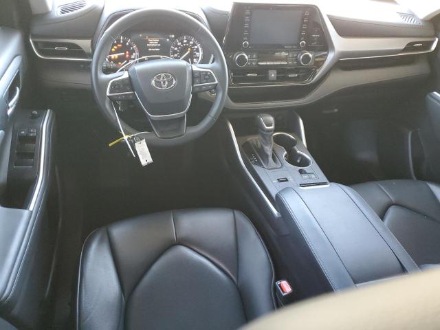 5TDGZRAH3NS560001 - 2022 TOYOTA HIGHLANDER XLE 灰色 照片 8