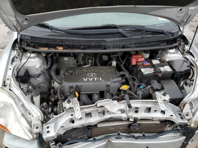 JTDBT4K39A1395676 - 2010 TOYOTA YARIS SILVER photo 11