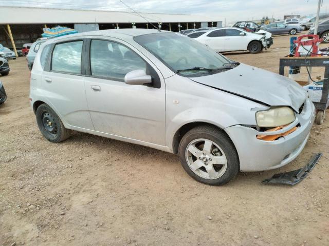 KL1TD66636B547994 - 2006 CHEVROLET AVEO BASE WHITE photo 4