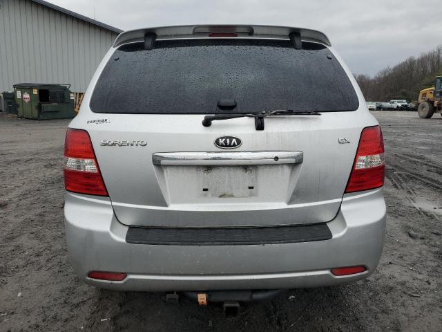 KNDJD736085824239 - 2008 KIA SORENTO EX SILVER photo 6