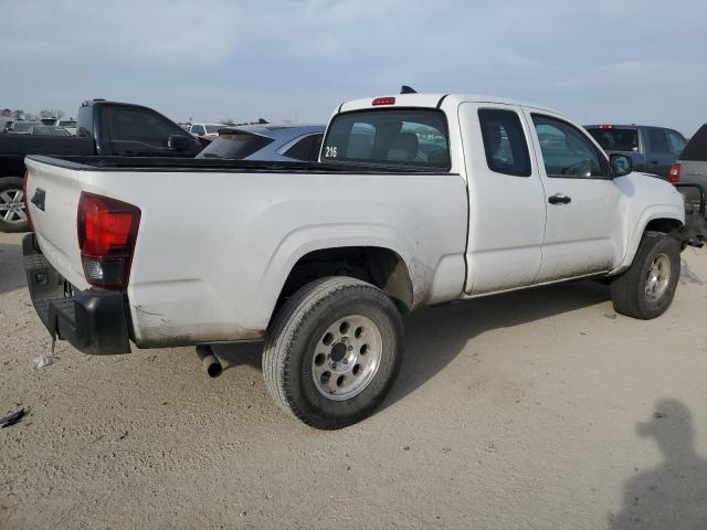 5TFRX5GNXJX105218 - 2018 TOYOTA TACOMA ACCESS CAB WHITE photo 3