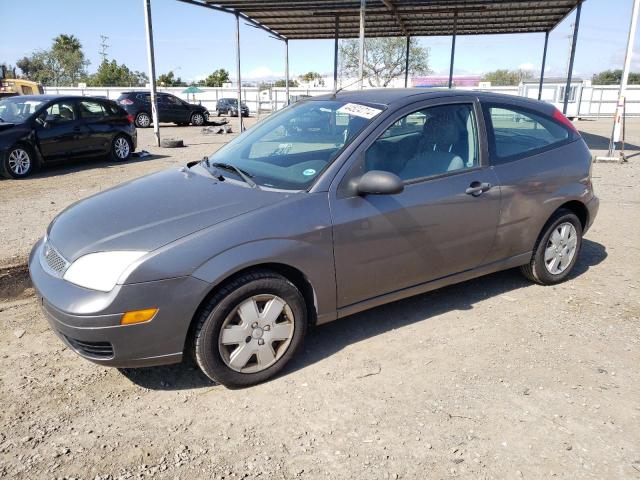 1FAFP31N67W179241 - 2007 FORD FOCUS ZX3 GRAY photo 1