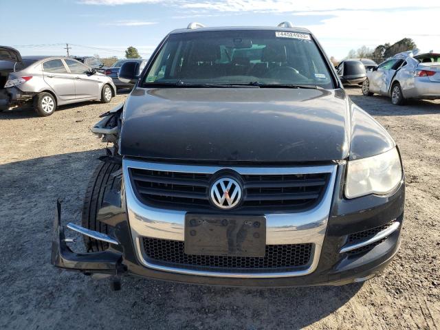 WVGBE77L28D059697 - 2008 VOLKSWAGEN TOUAREG 2 V6 BLACK photo 5