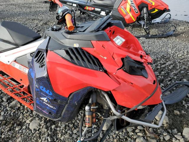 YH2LSYPL1PR000325 - 2023 LYNX SNOWMOBILE RED photo 9