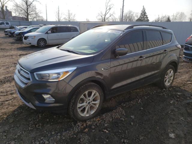 1FMCU9GDXJUA90827 - 2018 FORD ESCAPE SE GRAY photo 1