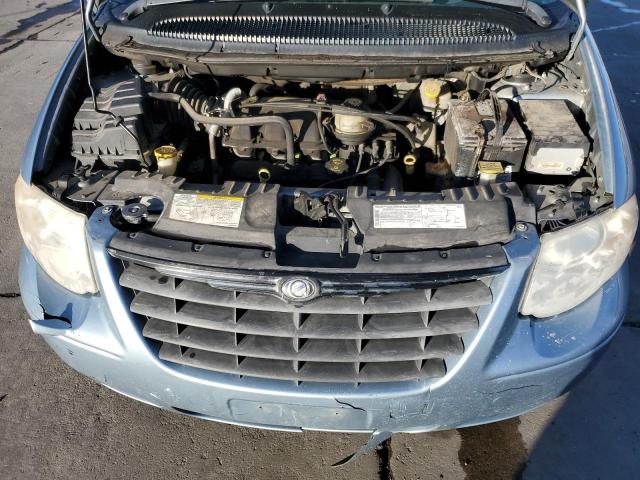 2C4GP44R95R194406 - 2005 CHRYSLER TOWN & COU LX BLUE photo 12