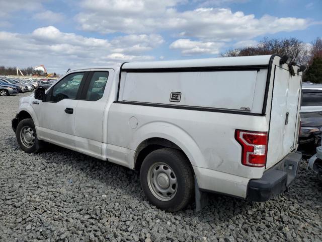 1FTEX1CB8JKE81786 - 2018 FORD F150 SUPER CAB WHITE photo 2